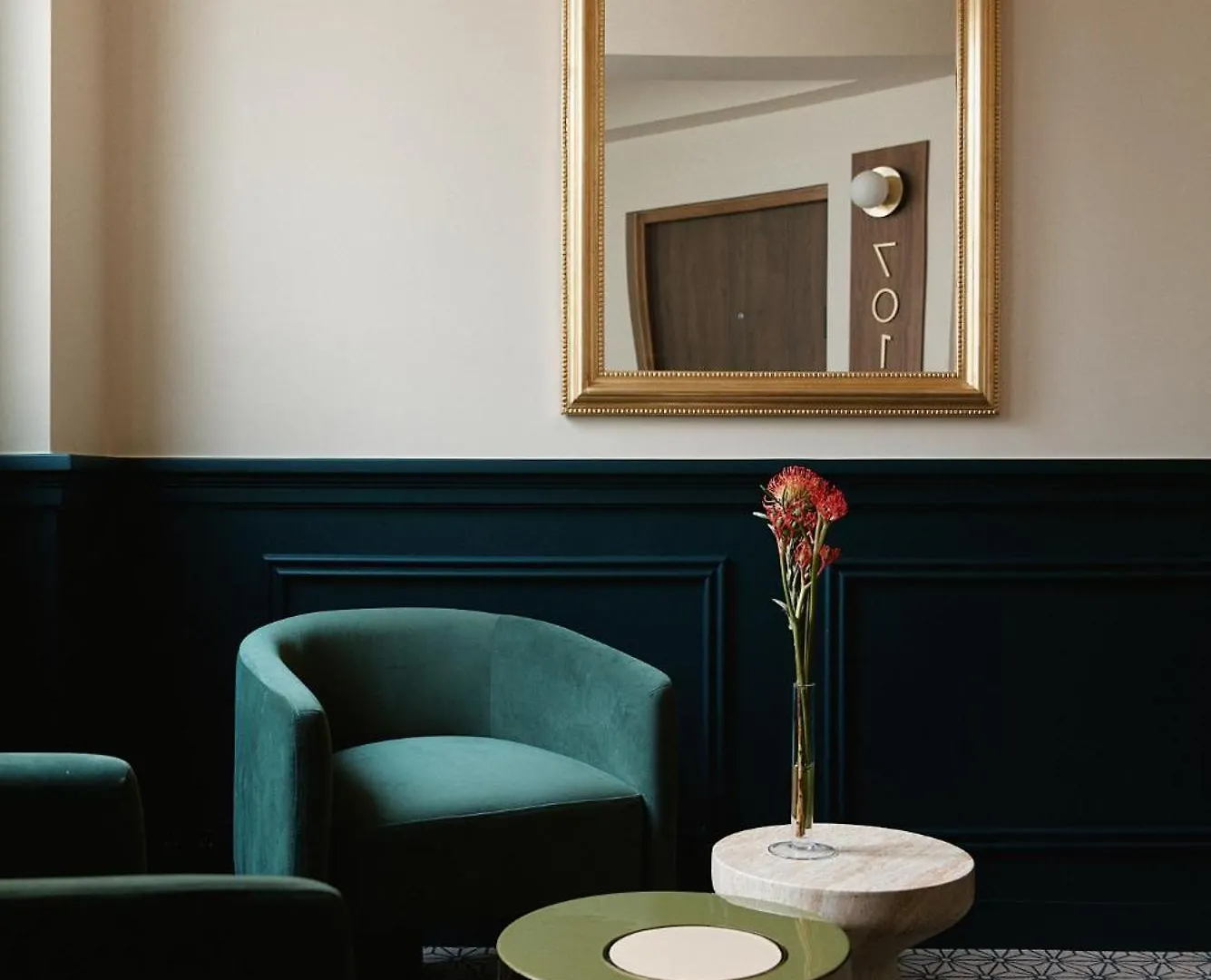Lavie Maison - 33 Louvre Paris Apartment